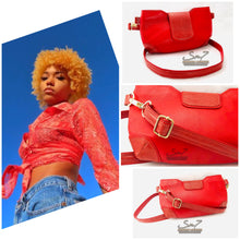 Load image into Gallery viewer, Curvy Clutch sew along class