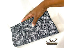 Load image into Gallery viewer, The Desiree Leather Clutch
