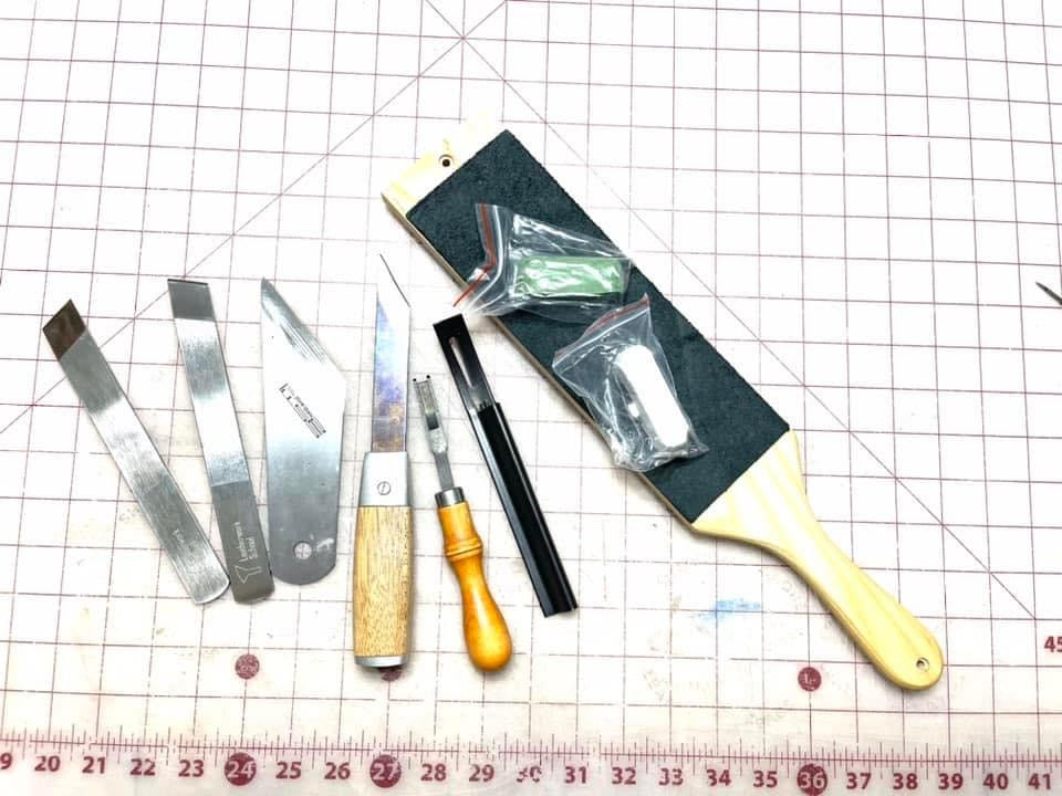 Blade Geometry Hand Skiving Class
